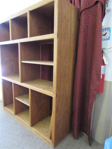 ROOM DIVIDER/ENTERTAINMENT CENTER