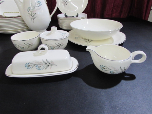 BEAUTIFUL MID-CENTURY CHINA SET