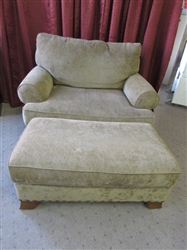 OVERSIZED CHAIR WITH OTTOMAN