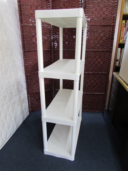 PLANO PLASTIC SHELVING UNIT