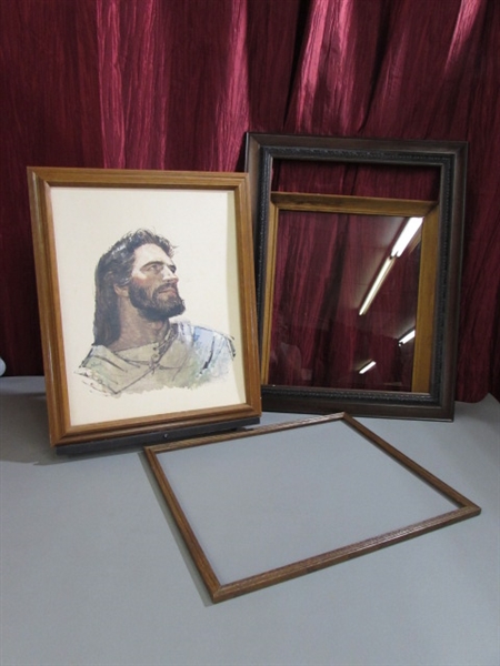 PICTURE FRAMES