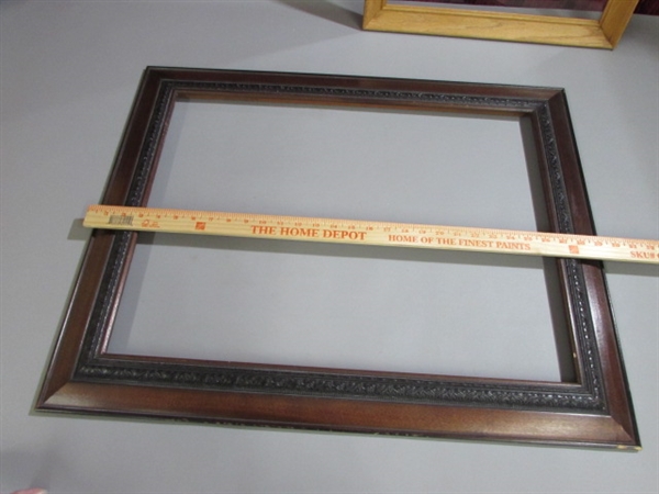 PICTURE FRAMES