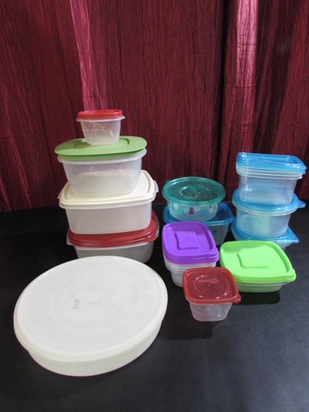 PLASTIC CONTAINERS