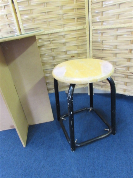 SMALL TABLE AND STOOL