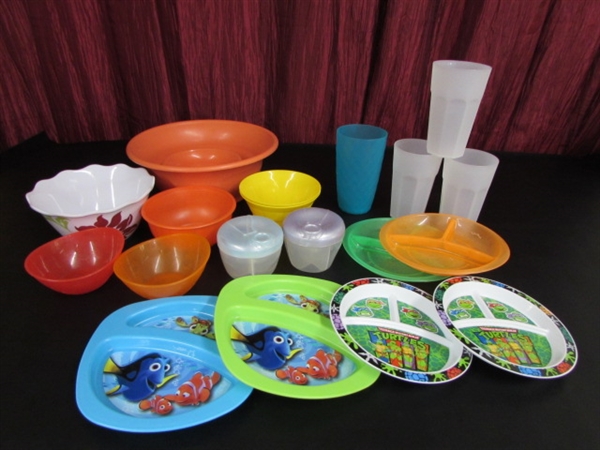 PLASTICWARE DISHES