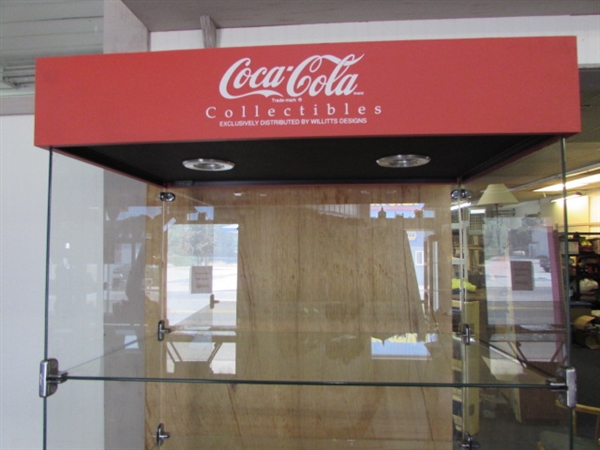 LIGHTED COCA-COLA DISPLAY CASE