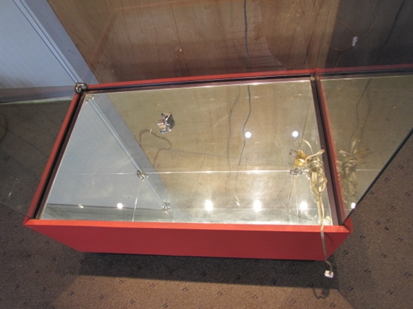 SECOND LIGHTED COCA-COLA DISPLAY CASE