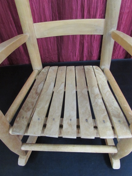 CHILDS WOOD ROCKING CHAIR