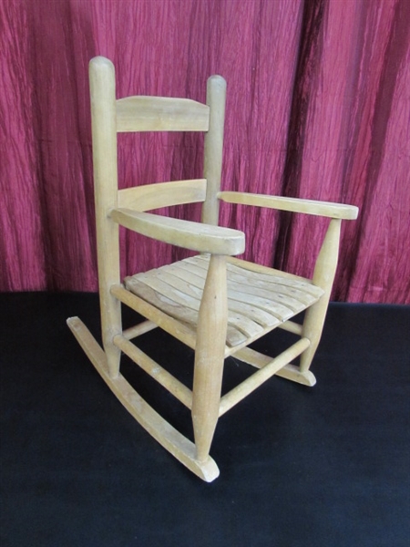 CHILDS WOOD ROCKING CHAIR