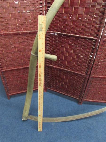 VINTAGE/ANTIQUE SCYTHE