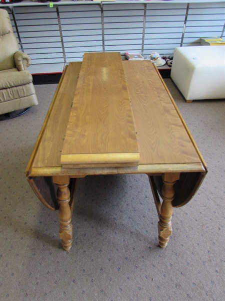 LARGE DINING ROOM TABLE