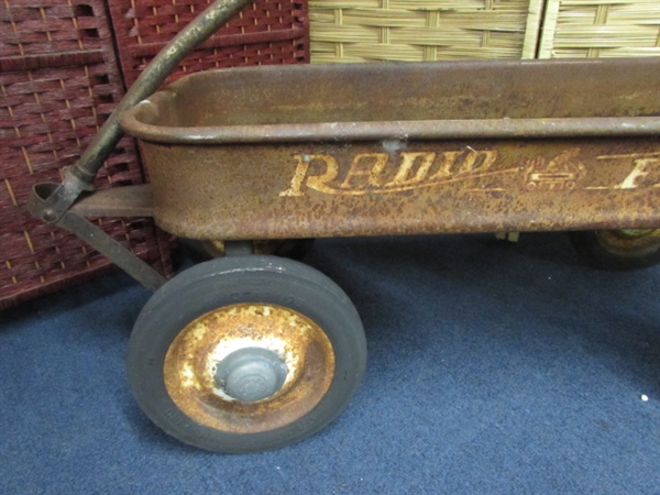 VINTAGE RADIO FLYER WAGON