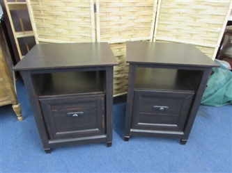 BEAUTIFUL PAIR OF END TABLES/FILE CABINETS