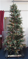 PRE-LIT CHRISTMAS TREE