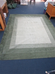 LARGE AREA RUG IN SHADES OF GREEN