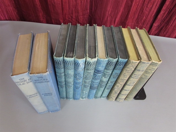 VINTAGE NANCY DREW GROSSET & DUNLAP BOOKS