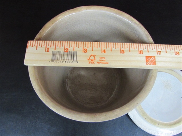 SMALL CERAMIC CROCK WITH LID