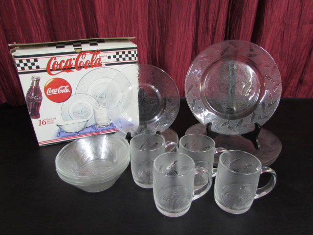 Coca cola 2025 dinnerware sets