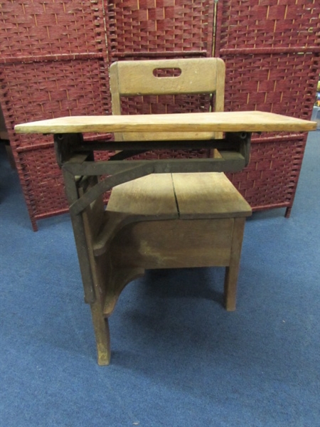 ANTIQUE LANGSLOW FOWLER MOULTHROP DESK