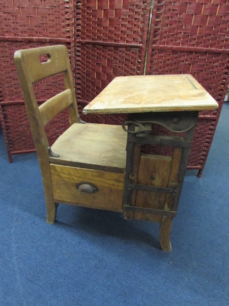 ANTIQUE LANGSLOW FOWLER MOULTHROP DESK