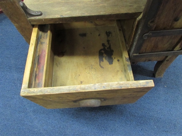 ANTIQUE LANGSLOW FOWLER MOULTHROP DESK