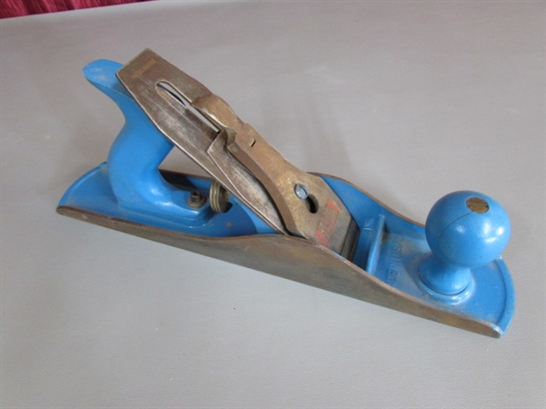 LARGE AND SMALL WOOD PLANES