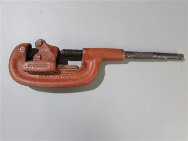 RIDGID PIPE CUTTER, PIPE WRENCH AND MORE