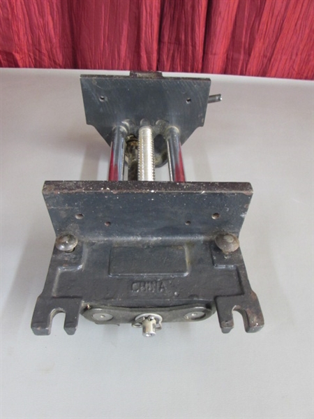 WOODWORKERS VISE