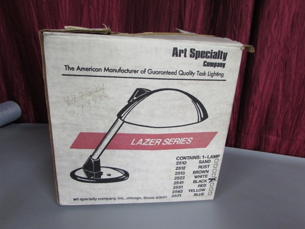 ART SPECIALTY COMPANY LAMP