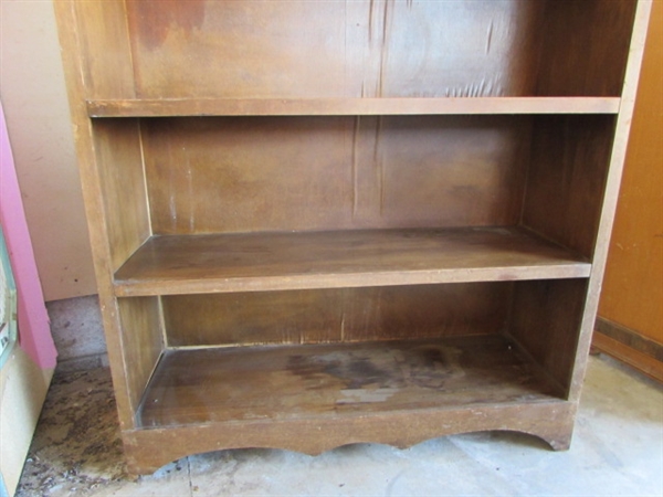 WOOD BOOK SHELF