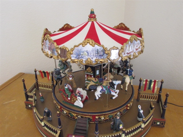 MUSICAL ANIMATED CAROUSEL