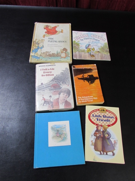 CHILDREN'S BOOKS, PADDED LAP TRAY & MORE