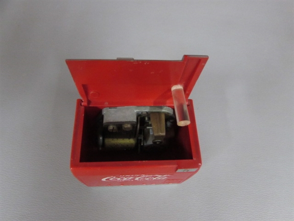 COCA-COLA SALESMAN SAMPLE MUSIC BOX