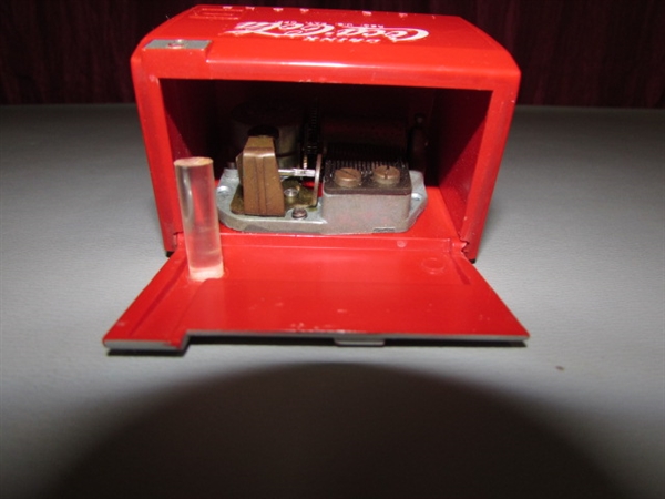 COCA-COLA SALESMAN SAMPLE MUSIC BOX