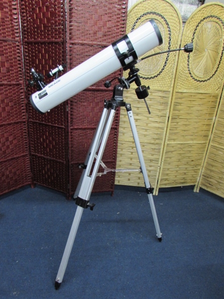 MEAD TELESCOPE