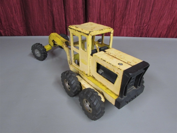 VINTAGE TONKA ROAD GRADER