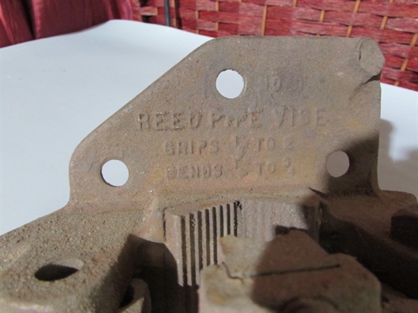 VINTAGE REED PIPE VICE & PIPE WRENCH