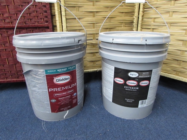 2 5-GALLON BUCKETS OF GLIDDEN PAINT