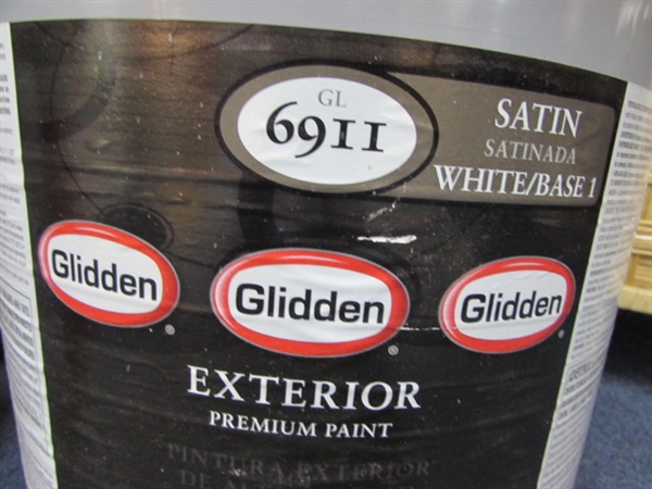 2 5-GALLON BUCKETS OF GLIDDEN PAINT