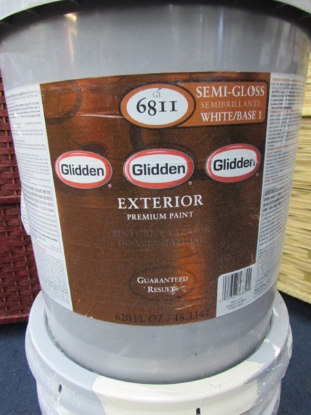 2 5-GALLON BUCKETS OF GLIDDEN EXTERIOR SEMI-GLOSS LATEX PAINT