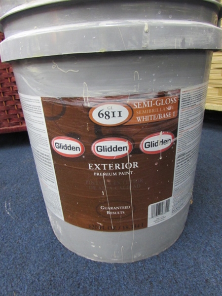 2 5-GALLON BUCKETS OF GLIDDEN EXTERIOR SEMI-GLOSS LATEX PAINT