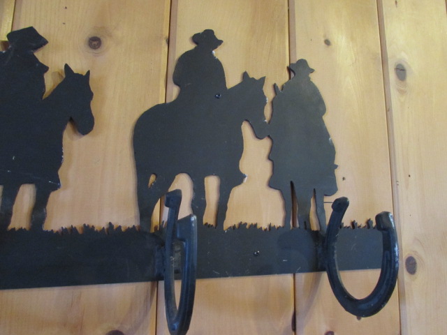 Lot Detail - METAL COWBOYS SILHOUETTE COAT RACK