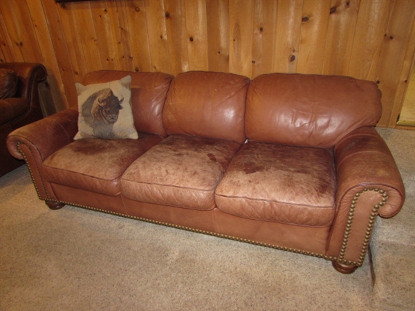 FLEXSTEEL LEATHER COUCH