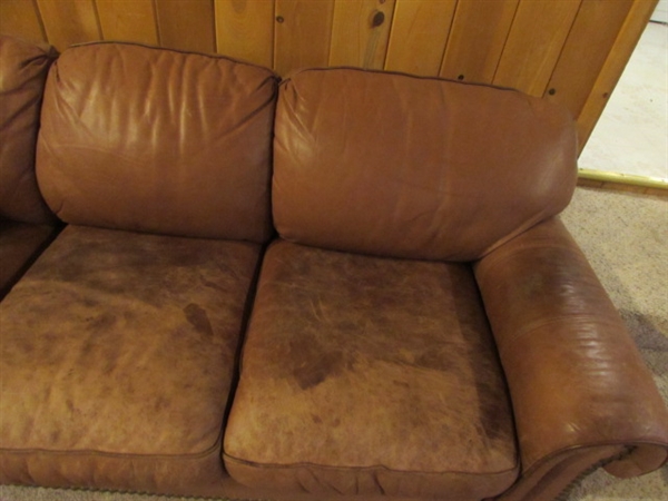 FLEXSTEEL LEATHER COUCH