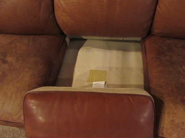 FLEXSTEEL LEATHER COUCH