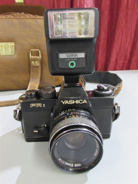 VINTAGE 35MM YASHICA R1 CAMERA WITH CASE, LENSES & MORE!