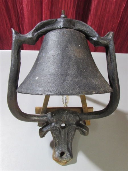 CAST IRON COW DINNER BELL