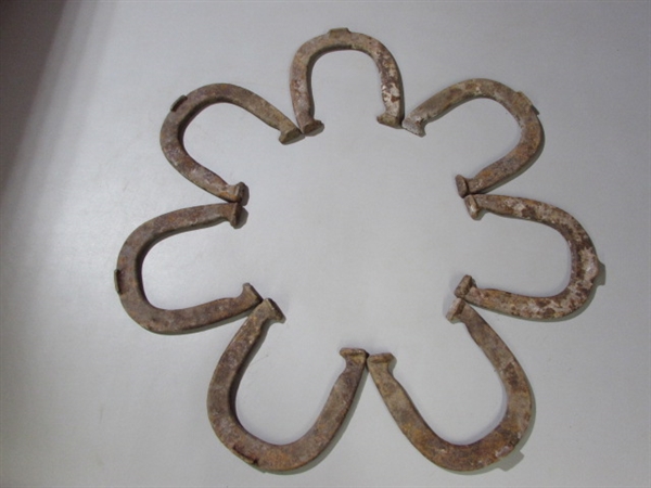 7 VINTAGE DIAMOND DOUBLE HORSESHOES