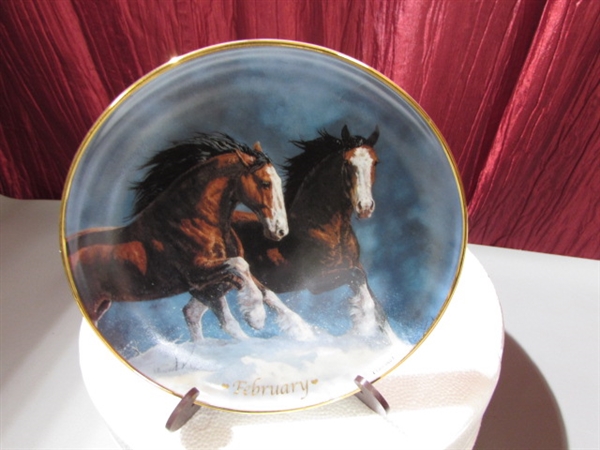 DANBURY MINT HORSES FOR ALL SEASONS PERPETUAL CALENDAR WITH 12 COLLECTIBLE HORSE PLATES