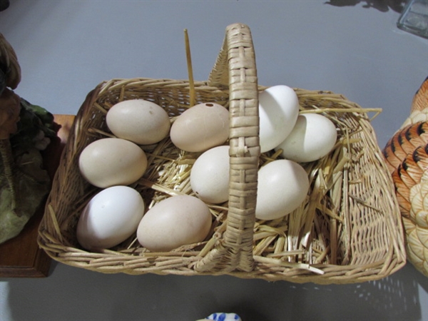 ROOSTERS, EGGS AND MORE